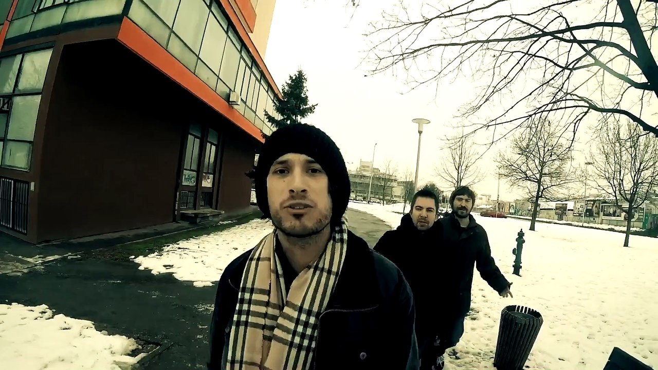 Dosh Lee feat. Miki Solus - Opasnost vreba