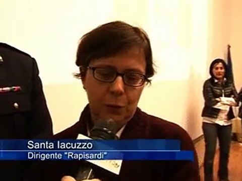 Bullismo e stalking virtuale, i pericoli del web. La polizia incontra gli studenti del Rapisardi