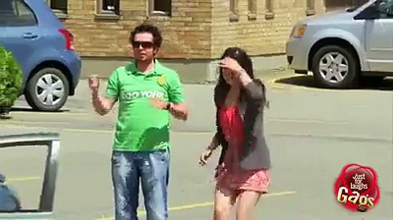 v funny prank must watch