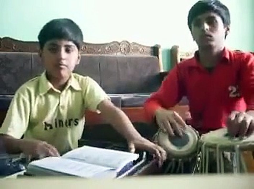 ہم تیرے شہر میں آئے ہیں مسافر کی طرح