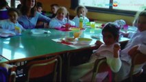 Napoli - Una scuola di alimentazione contro l'obesità infantile -3- (11.03.15)