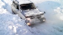 Donc explose Land Cruiser / So Land Cruiser explodes