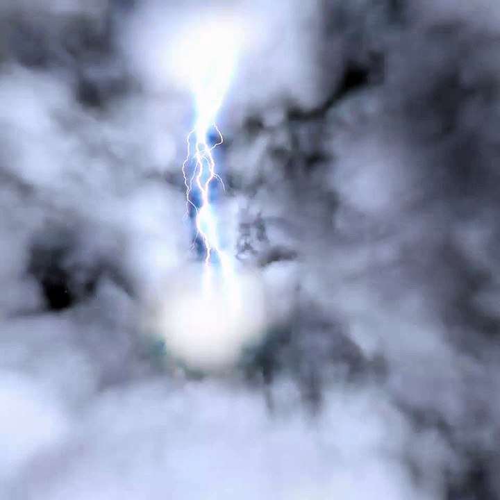 weather_thunderstorm_night.mp4