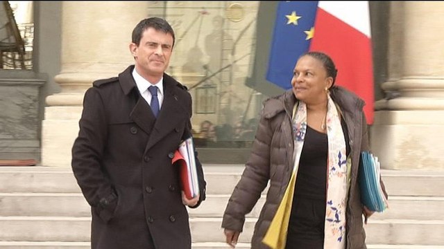 Réactions après les propos d'une élue UMP qui attaque Taubira sur Facebook