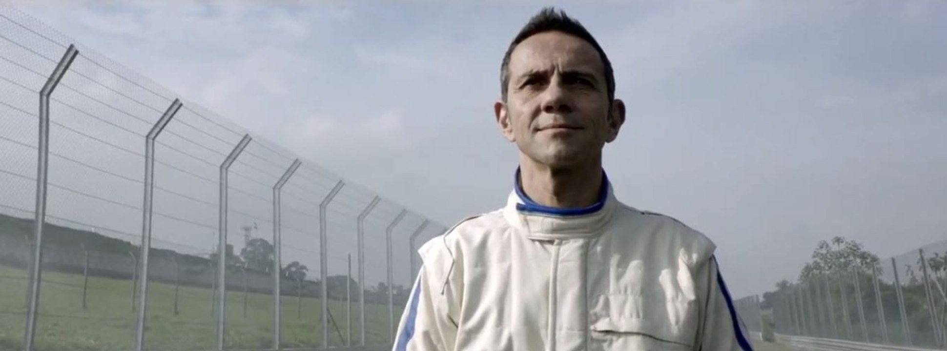 Erik Comas rend hommage à Ayrton Senna