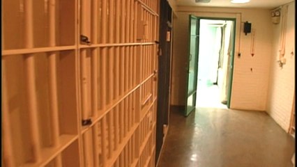 Utah votes for firing squad executions