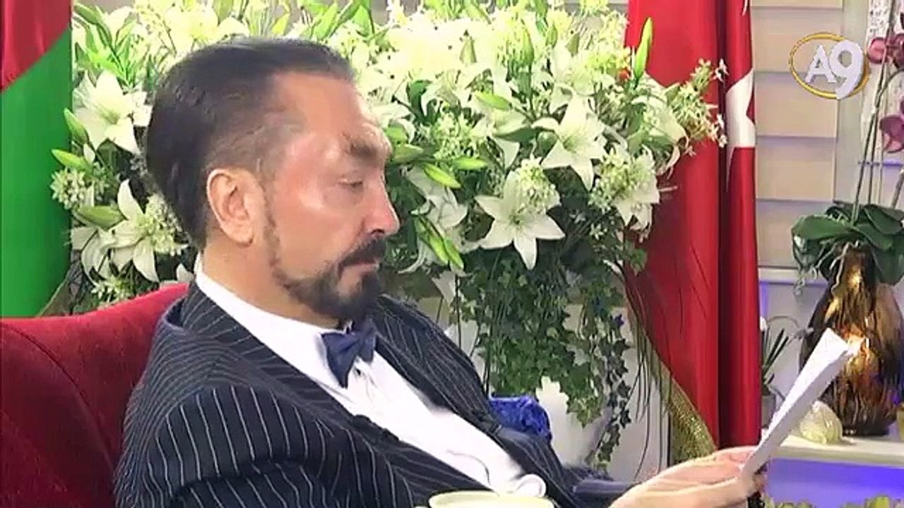 Necip Fazıl Kısakürek şairlerin sultanı olarak bilinir.