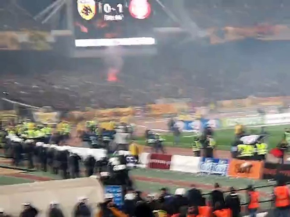 Η είσοδος των οπαδών της ΑΕΚ στο ΟΑΚΑ