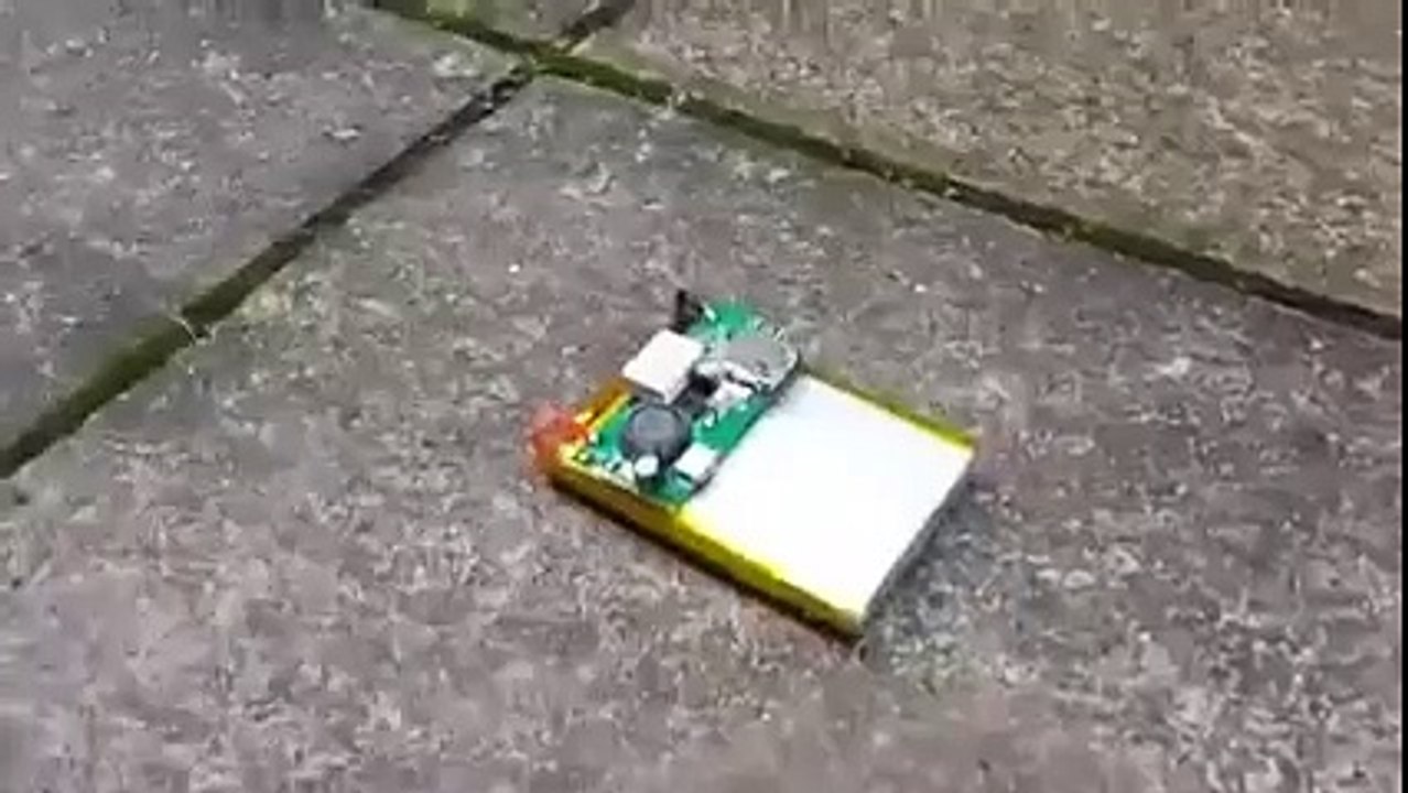 Poking a phone battery with a knife results in explosion