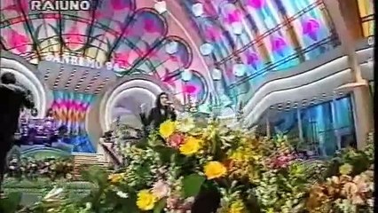 Laura Pausini    Strani amori