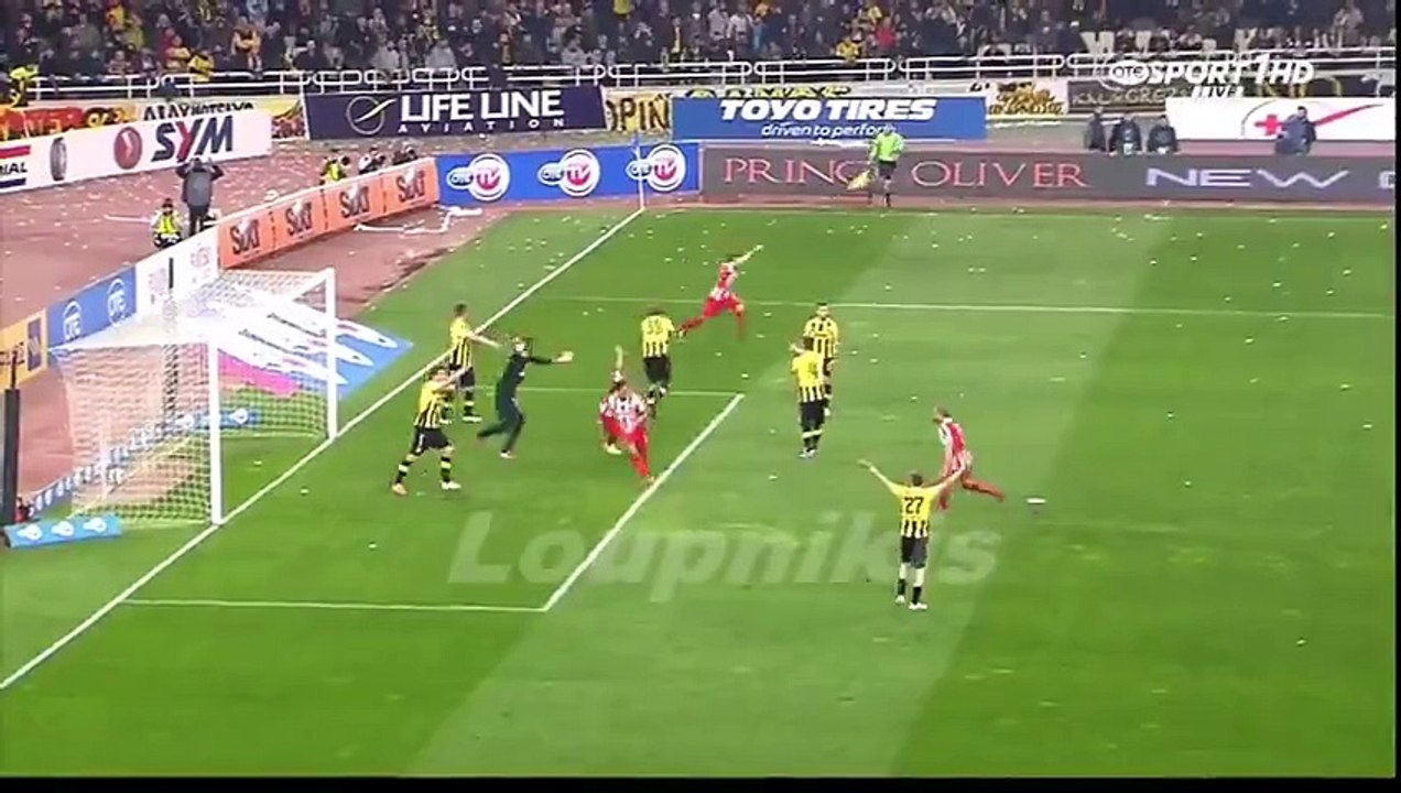 Ολυμπιακός  VS ΑΕΚ 1-0 Εισβολή οπαδών και διακοπή Κυπελλο Ελλάδας {11_3_2015}‬ - HD