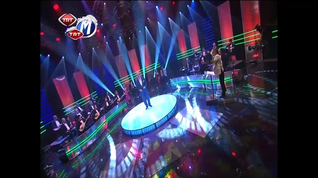 ÜMİT TOKCAN-ÇAMLIĞIN BAŞINDA TÜTER BİR TÜTÜN