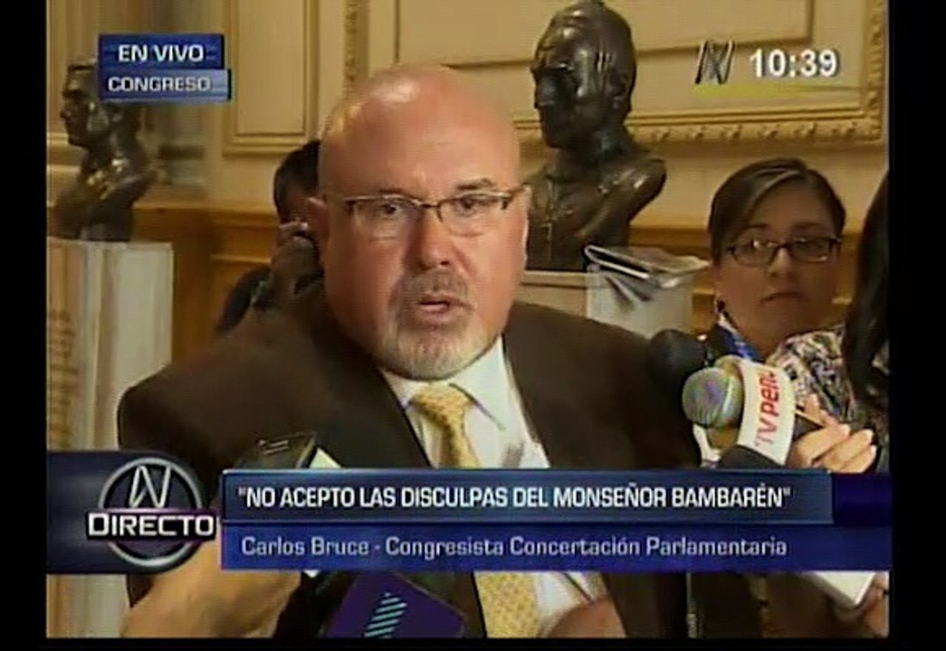 Unión civil: Carlos Bruce no aceptó disculpas de Luis Bambarén