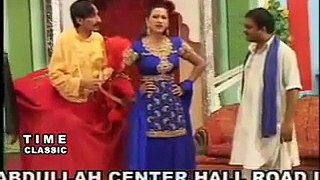 Funny Clips Punjabi Stage Drama Iftikhar Thakur Saima Khan hot Iftikhar Thakur