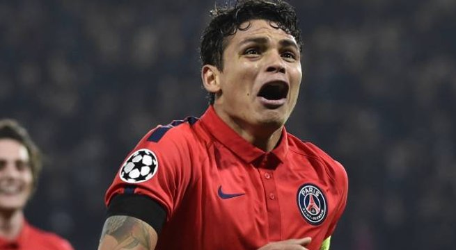 L'incroyable tête de Thiago Silva qui qualifie le Paris Saint-Germain vs Chelsea 2-2