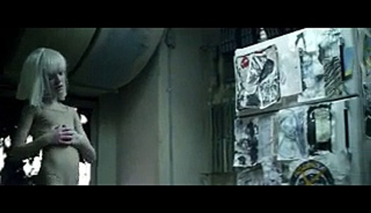 Sia - Chandelier (Official Video)