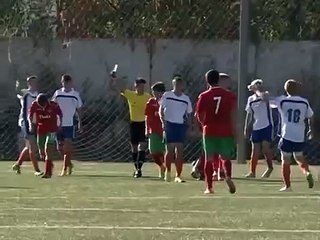 MADNESS! BRUTAL MASS FIGHT in Russian youth (!) football match!!!