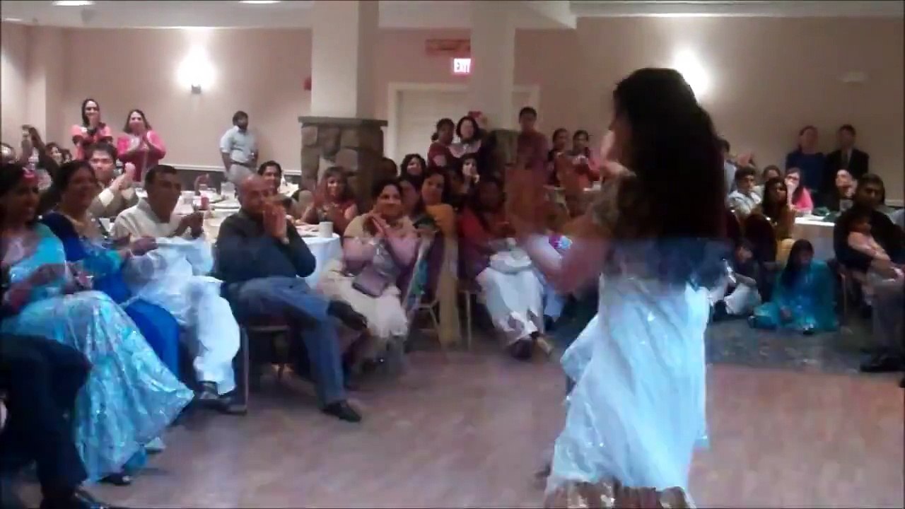 girls dance