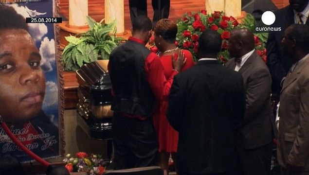 США: подав у відставку шеф поліції Ферґюсона, де поліцейський застрелив чорношкірого підлітка