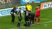 Goalkeeper stops powerful shot with his head : knocked out!