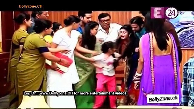 Ruhi Ko Lene Pahunchi Shagun To Bhalla House Mein Macha Khoram!! - Yeh Hai Mohabbatein - 12th March 2015