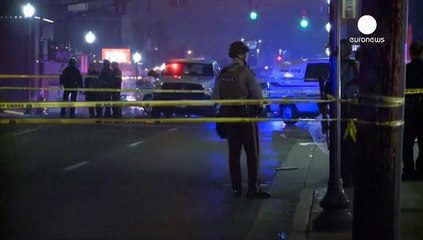 Φέργκιουσον: Πυρά σε διαδήλωση - Δύο αστυνομικοί τραυματίες