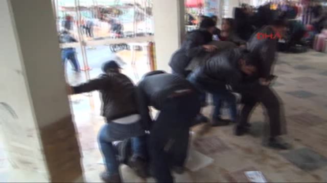 Şanlıurfa Berkin Elvan Eylemine Polis Müdahalesi