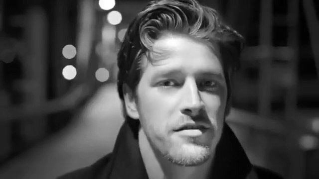 BETC Luxe, BETC Pop pour YSL Beauté - parfum La Nuit de l'homme, «La nuit ne s'arrête jamais, avec Vinnie Woolston» - mars 2015