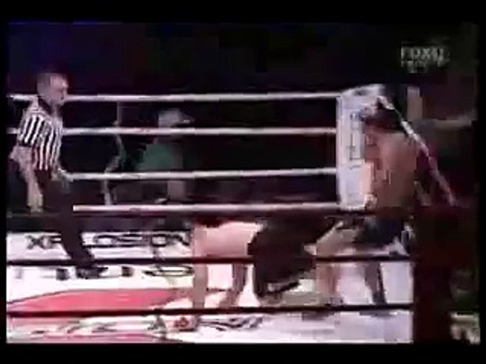 Superbe KO en MMA