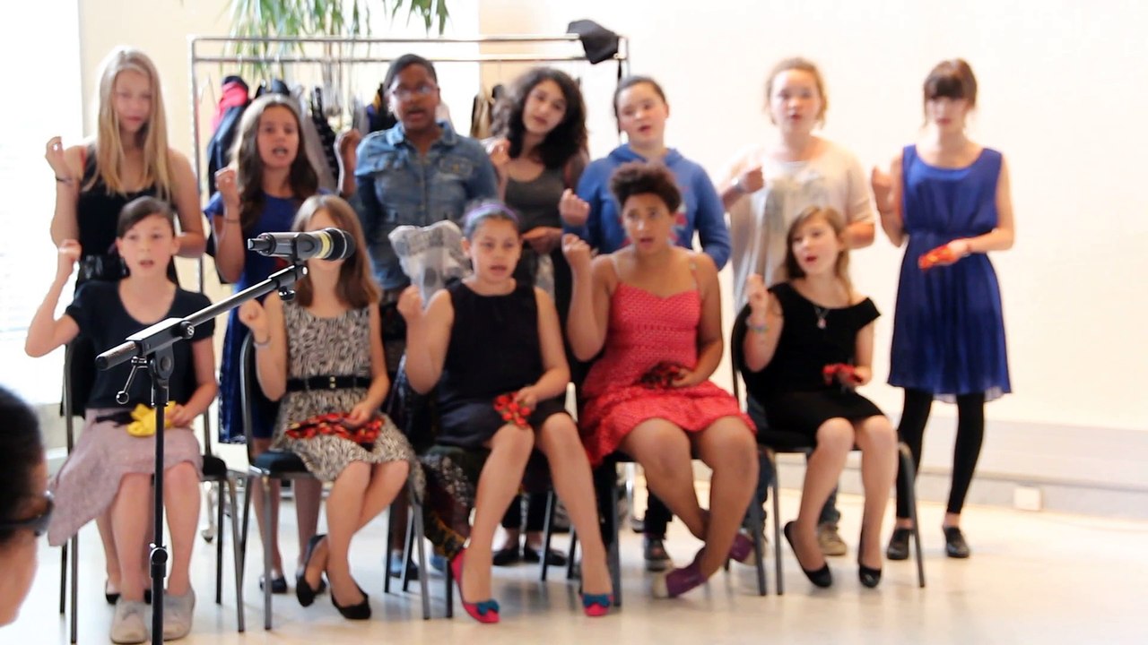 Paris Belleville  Les couturières collège Emile Zola de Suresnes