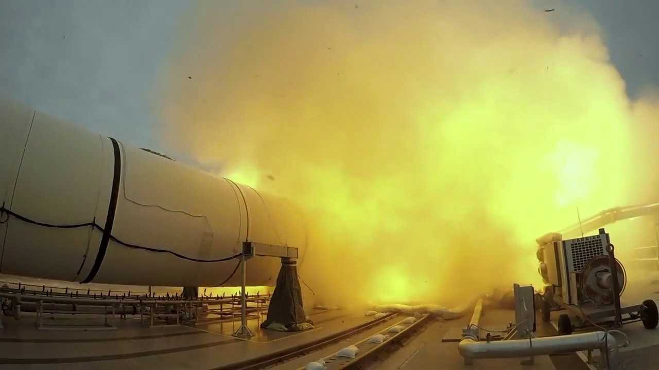 Le Booster de fusée le plus puissant jamais construit : test au sol par la NASA