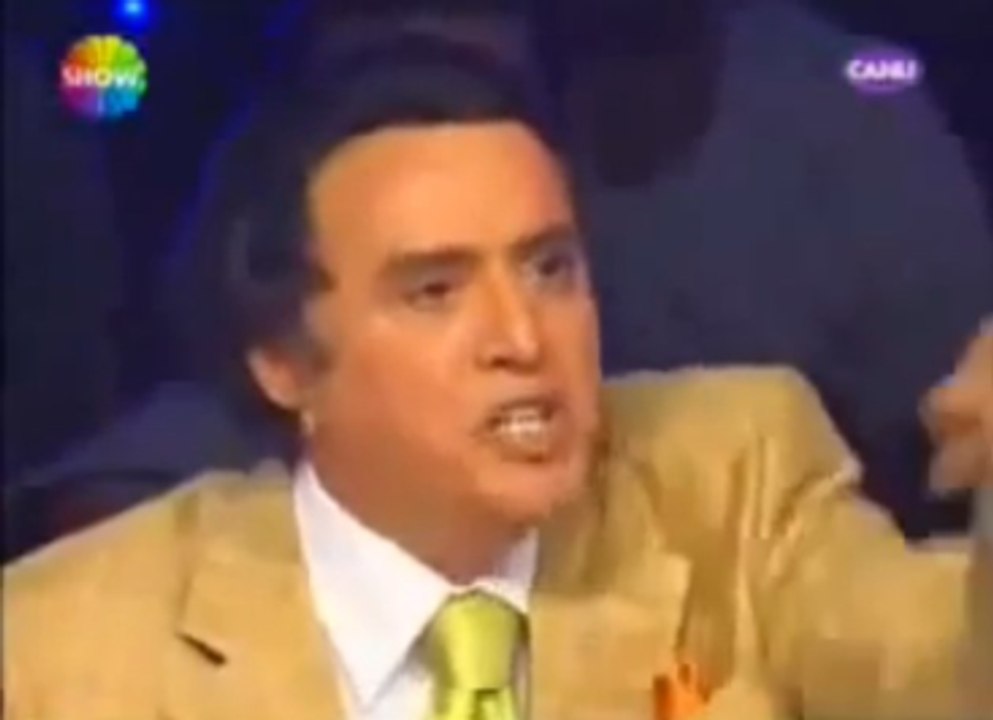 Erol Büyükburç'un Akıllara Kazındığı Video: Ben Saksı Değilim