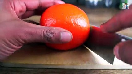 Comment éplucher une orange en 3 secondes!