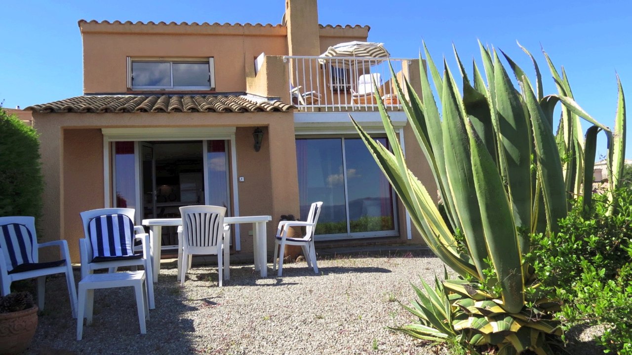 COTE D’AZUR - VENTE VILLA CONTEMPORAINE 282 m² - Piscine - Vue Mer