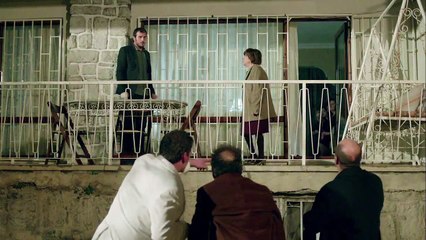 Beş Kardeş 4.Bölüm - Evdekileri zor tutuyorum!