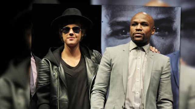 Justin Bieber Denies Being Floyd Mayweather's Right Hand Man