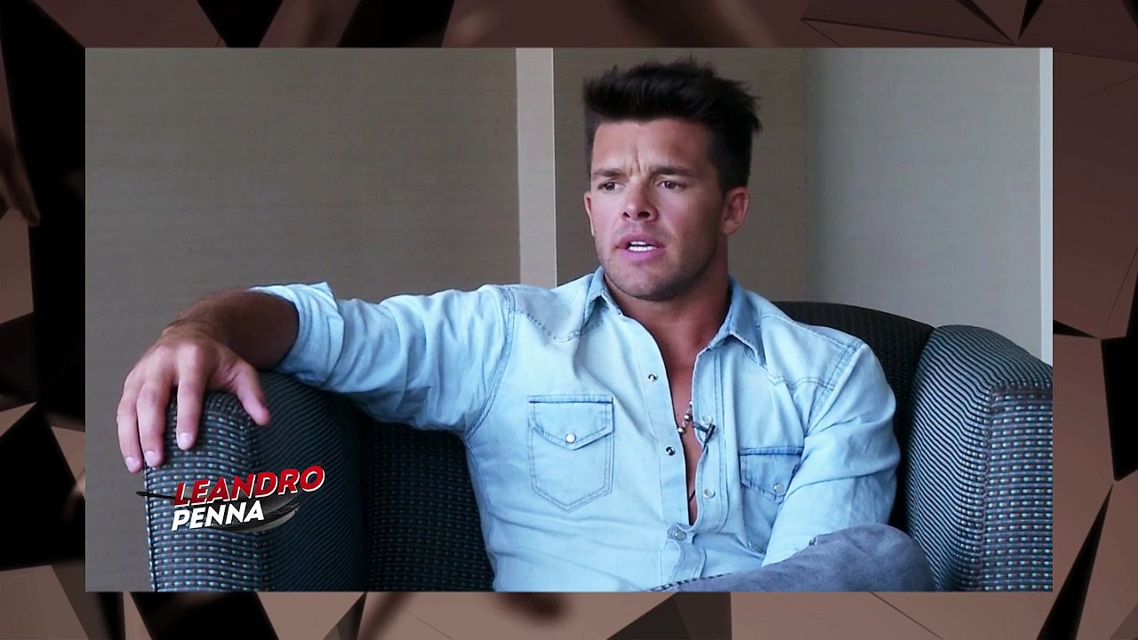 leandro habla con papa alien