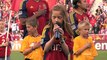 Une fillette chante l'hymne américain de manière incroyable