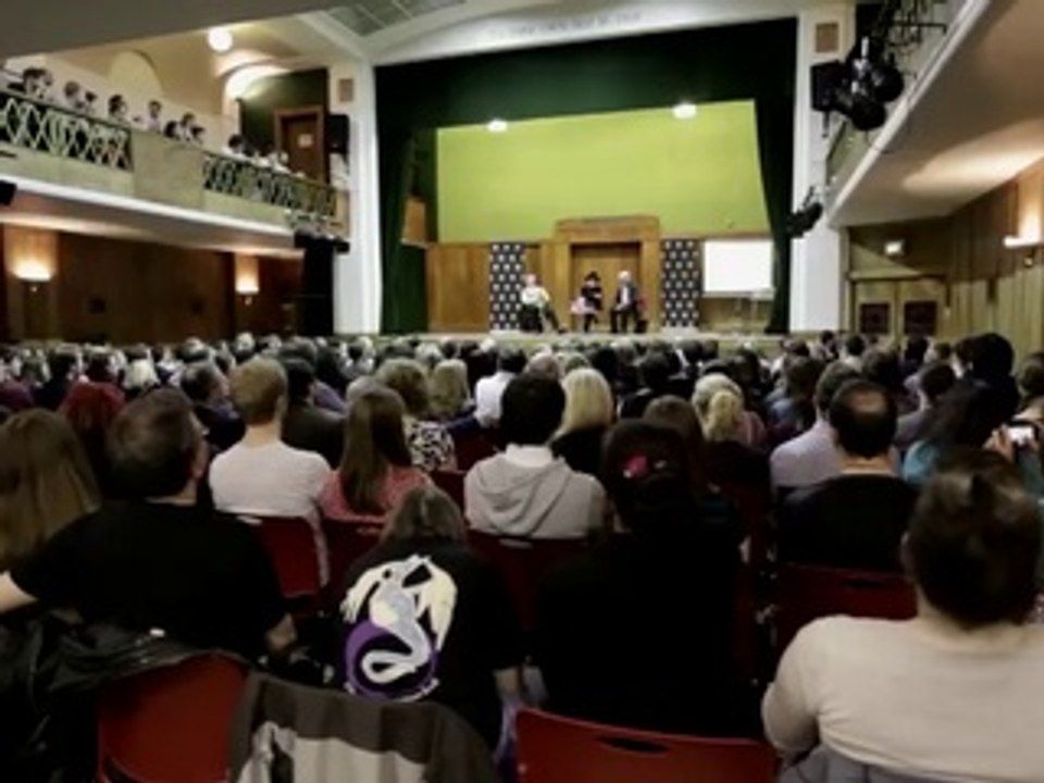 Terry Pratchett on science,his favourite Discworld characters