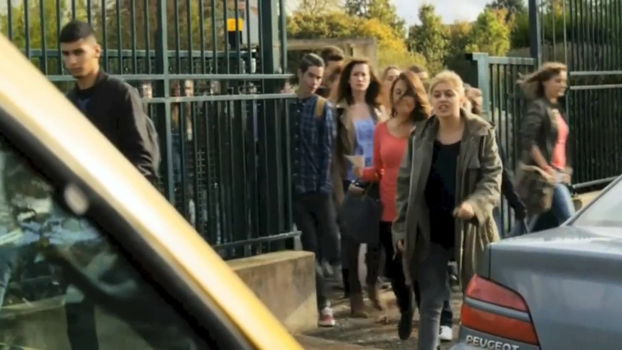 SUCCESS-STORY : Louane EMERA & Eric LARTIGAU parlent de "la famille Bélier" (ITW + public ciné")