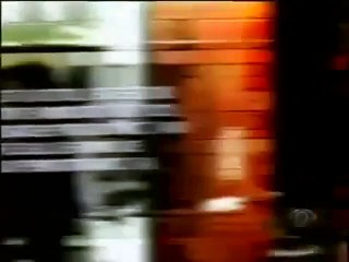 Casal dentro do carro é pego no flagra pela polícia - reportagem completa