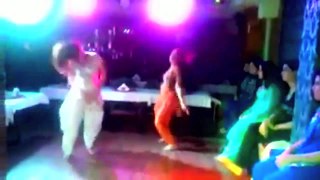 Girls Dancing in Group without