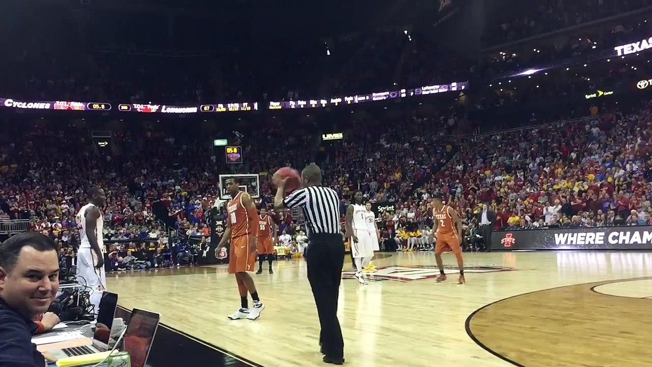 Monte Morris' buzzer-beating jumper to beat Texas