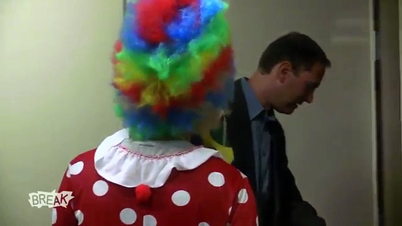 Clown Attacked After Firing Coworkers - Odd Jobs
