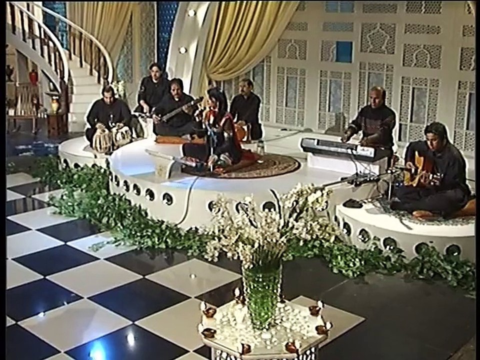 Koi Umeed - Fariha Pervez sings Ghalib