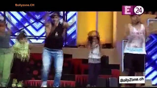 Gautam-Karan Ka Dhamakedaar Dance!! - Style Awards - 13th March 2015