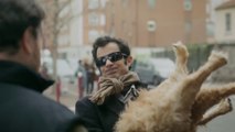 Campagne de sensibilisation de l'association des chiens-guides d'aveugle de France juste HILARANTE!