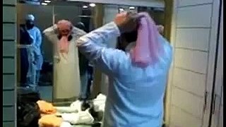 Owais Raza Qadri Wearing Imama Sharif - Owais Qadri Video Naats.flv