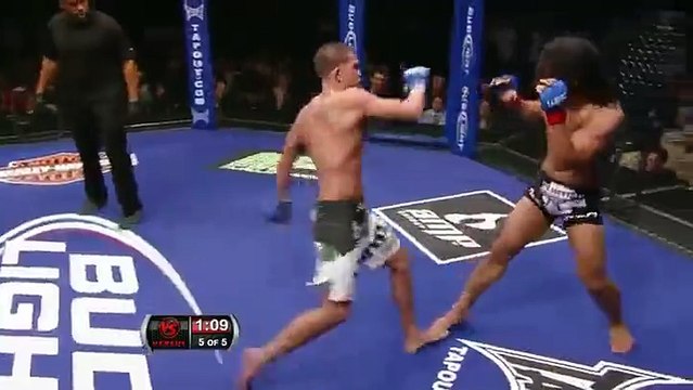 Kafes dövüşünde mükemmel hareket