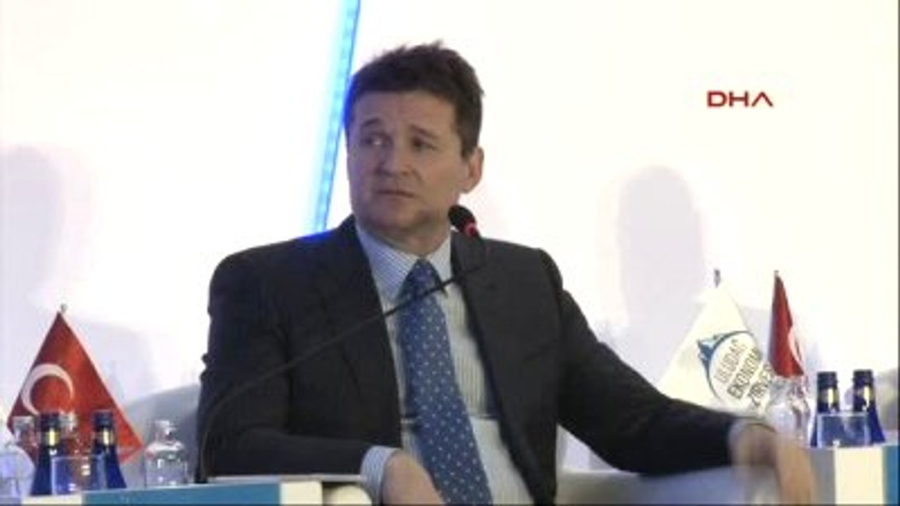 Bursa22uludağ Ekonomi Zirvesi'nde Boyner Grup?tan Cem Boyner, Denizbank'tan Hakan Ateş ve...